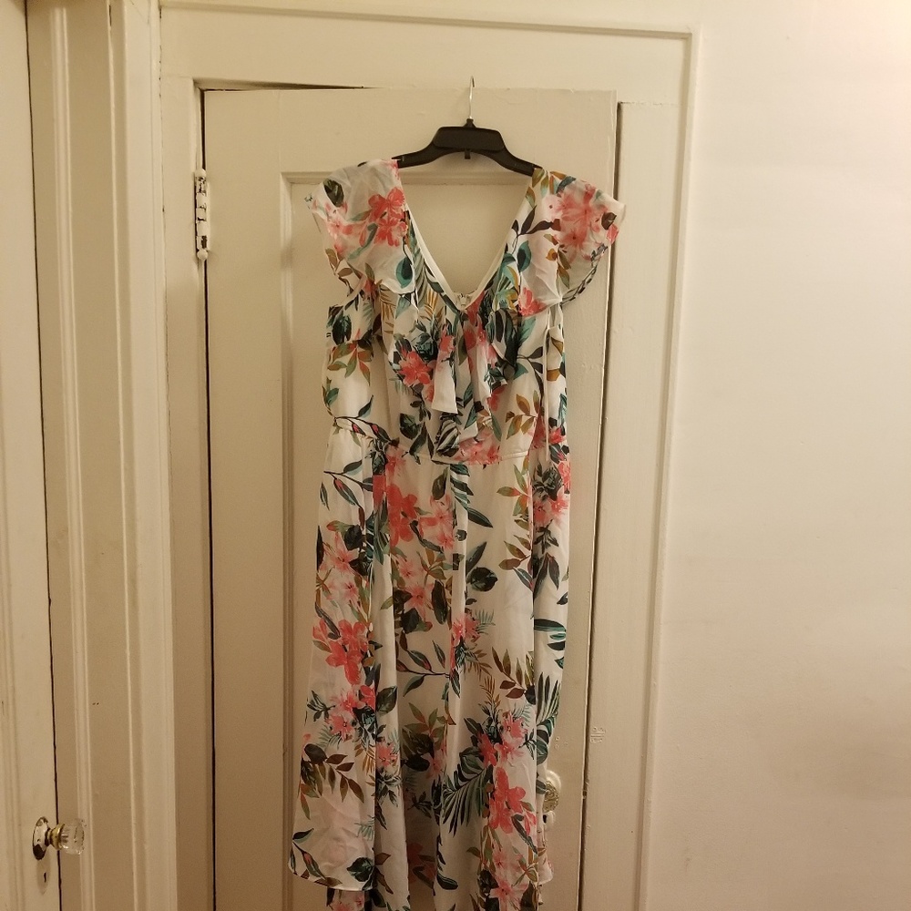 Dress - Picture 3 of 4
